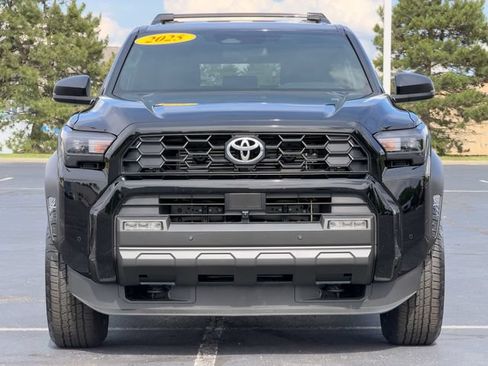 Certified 2025 Toyota 4Runner TRD Off-Road AWD/4WD image 9