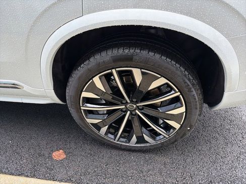 New 2026 Volvo XC90 B6 Ultra image 6