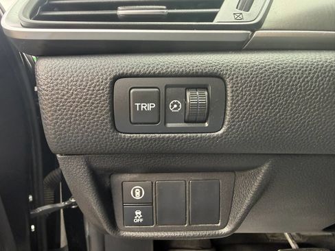 Used 2018 Honda Accord LX image 23