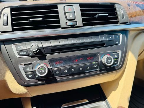 Used 2015 BMW 328i Gran Turismo xDrive image 19