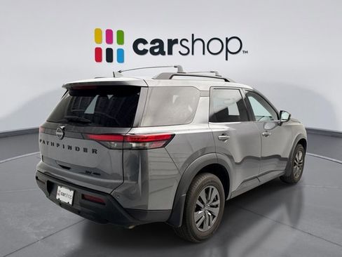 Used 2023 Nissan Pathfinder SV w/ Black Appearance Package image 5