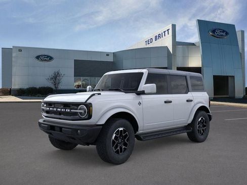 New 2026 Ford Bronco Outer Banks AWD/4WD image 2