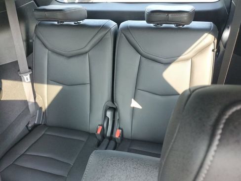Certified 2024 Cadillac XT6 Premium Luxury w/ LPO, Floor Liner Package AWD/4WD image 34