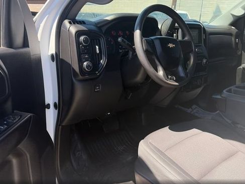 Used 2024 Chevrolet Silverado 2500 W/T AWD/4WD image 10