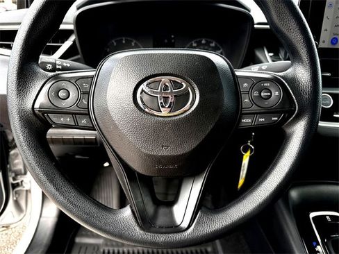 Used 2024 Toyota Corolla LE image 15