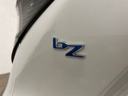 Used 2026 Toyota bZ AWD/4WD image 93