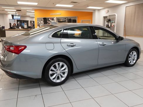Used 2023 Chevrolet Malibu LT w/ LPO, Floor Liner Package FWD image 11