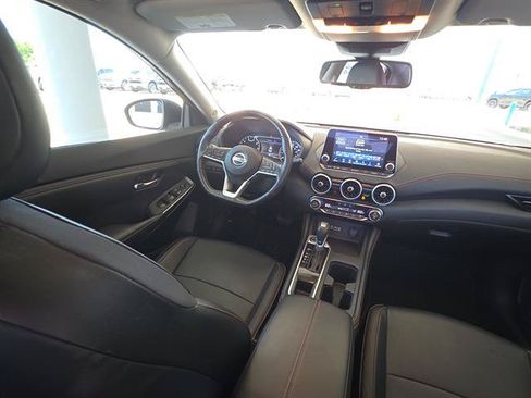 Used 2021 Nissan Sentra SR w/ SR Premium Package FWD image 12