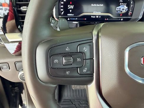 Used 2025 GMC Sierra 1500 SLT RWD image 21