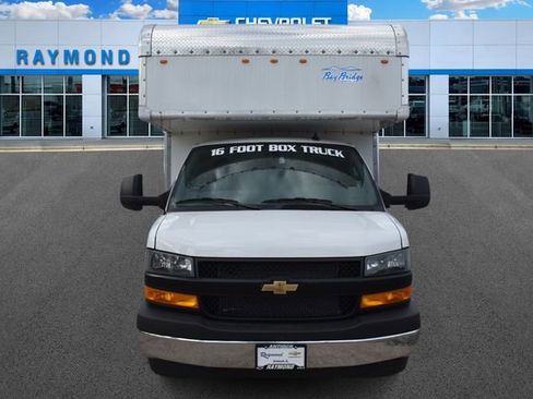 New 2025 Chevrolet Express 3500 w/ Power Convenience Package image 9