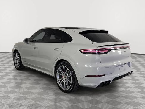 Used 2021 Porsche Cayenne GTS AWD/4WD image 6