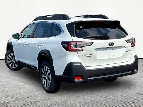 Used 2024 Subaru Outback Premium AWD/4WD image 4