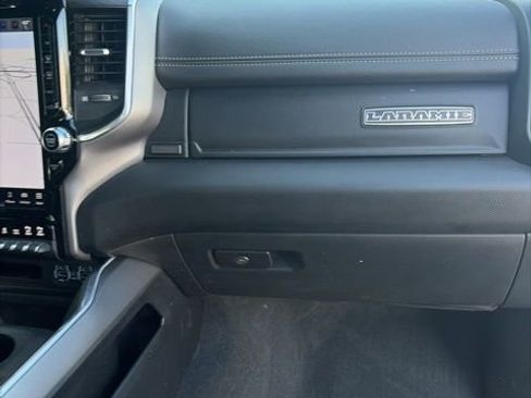 Used 2023 RAM 1500 Laramie AWD/4WD image 23