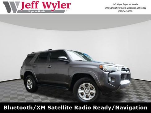 Used 2020 Toyota 4Runner SR5 image 1