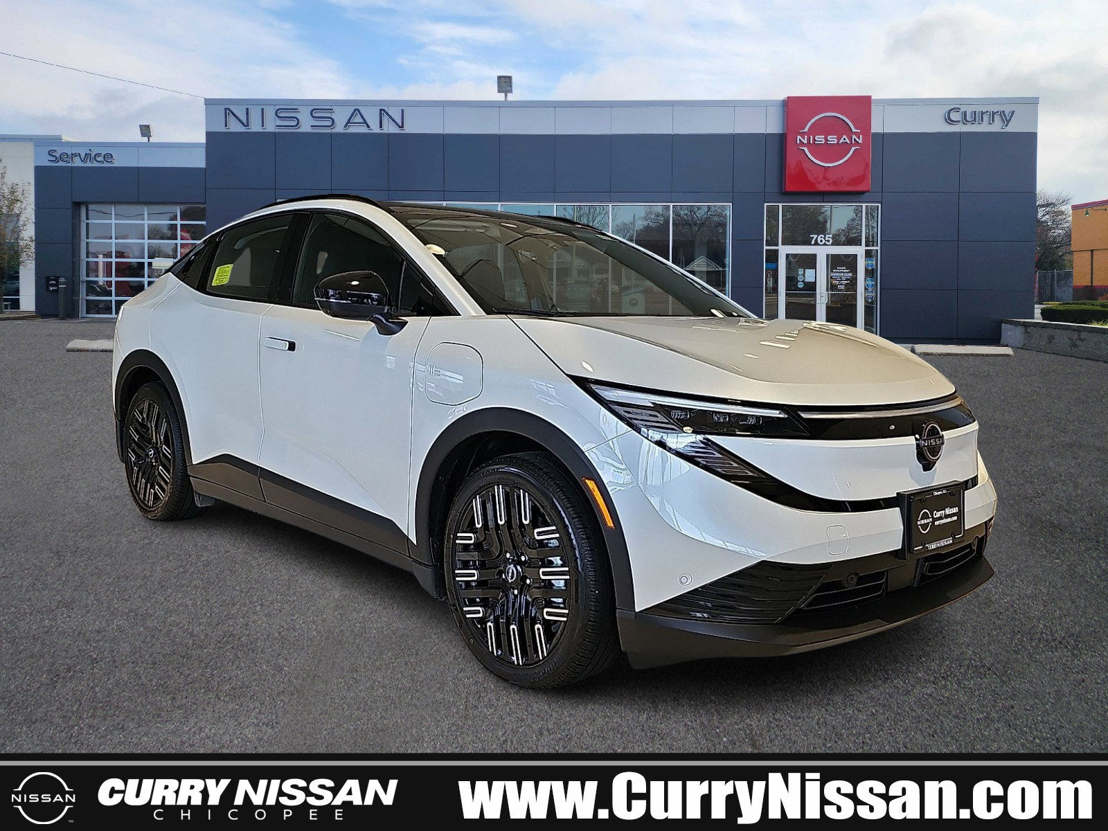New 2026 Nissan Leaf Platinum+ w/ Cargo Package (Platinum+) FWD image 1