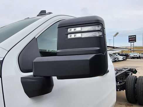 New 2026 GMC Sierra 3500 Pro w/ Convenience Package AWD/4WD image 16
