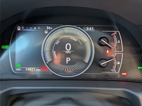 Certified 2025 Lexus ES 300h w/ Premium Package image 29