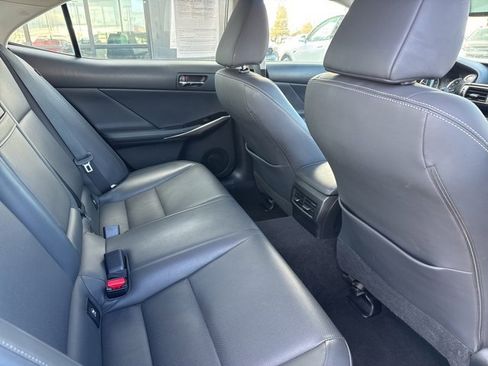 Used 2016 Lexus IS 300 AWD image 21