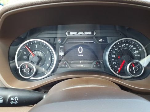 New 2026 RAM 1500 Laramie AWD/4WD image 23