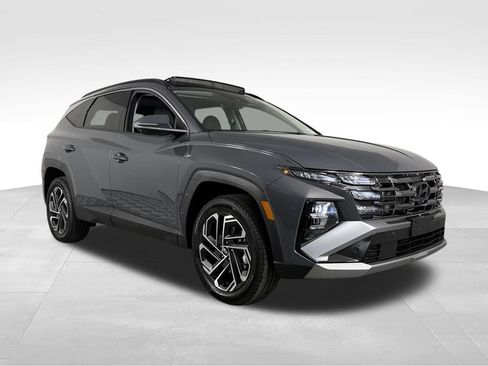 Used 2026 Hyundai Tucson Limited AWD/4WD image 4