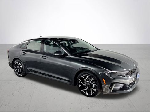 New 2025 Kia K5 EX image 4