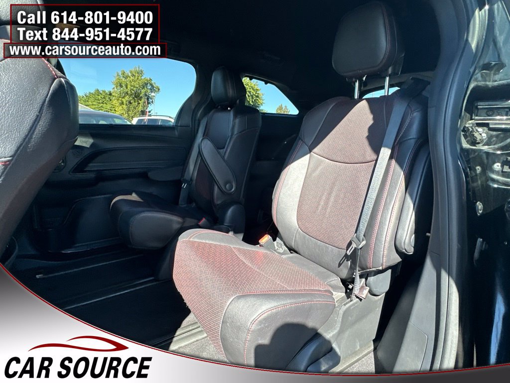 Used 2025 Toyota Sienna XSE w/ XSE Premium Package FWD image 15
