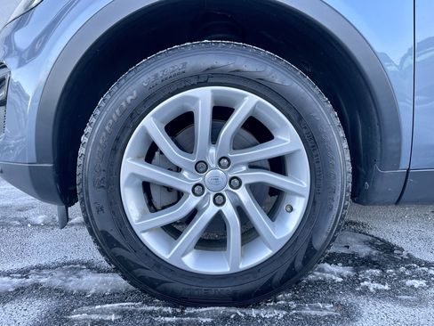 Used 2018 Land Rover Discovery Sport HSE image 9