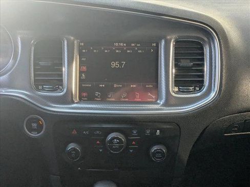 Used 2014 Dodge Charger R/T image 13