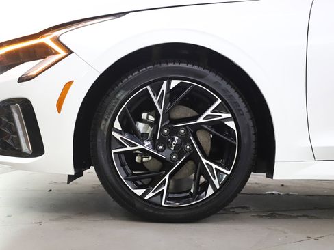 Used 2025 Kia K5 GT-Line image 28