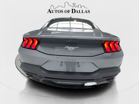 Used 2026 Ford Mustang Premium RWD image 10