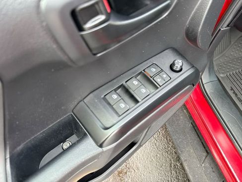 Used 2023 Toyota Tacoma SR image 17
