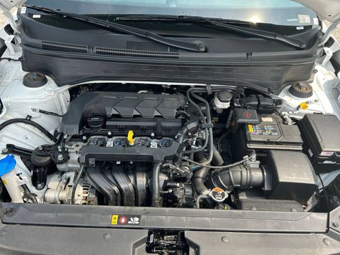 Used 2026 Hyundai Venue SEL FWD image 26
