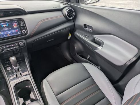 Used 2024 Nissan Kicks SR w/ SR Premium Package FWD image 13