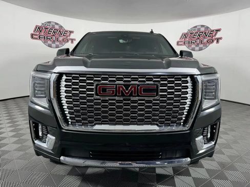 Used 2021 GMC Yukon XL Denali w/ Advanced Technology Package AWD/4WD image 2