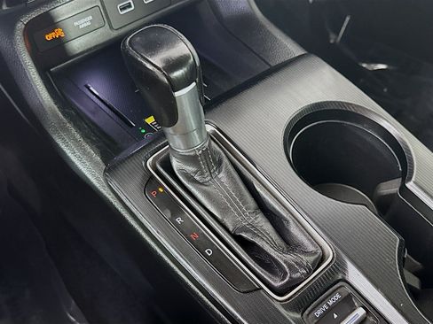 Used 2023 Honda Civic Touring image 20