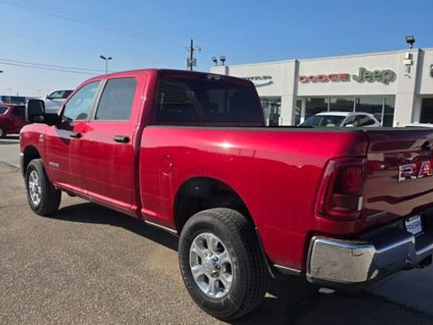 New 2026 RAM 2500 Big Horn AWD/4WD image 7