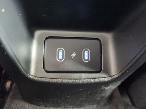 Used 2024 Hyundai Elantra SEL FWD image 15