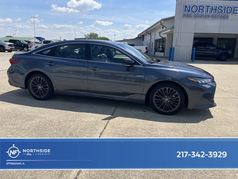 Used 2020 Toyota Avalon XSE w/ All Weather Liner Package FWD image 1