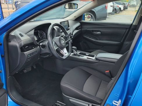 Used 2022 Nissan Sentra SV FWD image 9