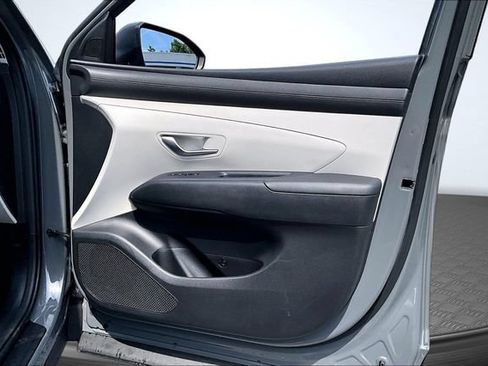 Used 2025 Hyundai Tucson SEL FWD image 25