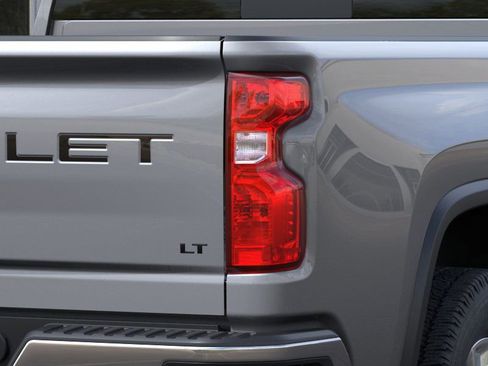 New 2026 Chevrolet Silverado 2500 LT image 18