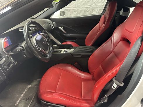 Used 2016 Chevrolet Corvette Stingray Convertible RWD image 8