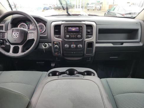 Used 2018 RAM 1500 Express image 9