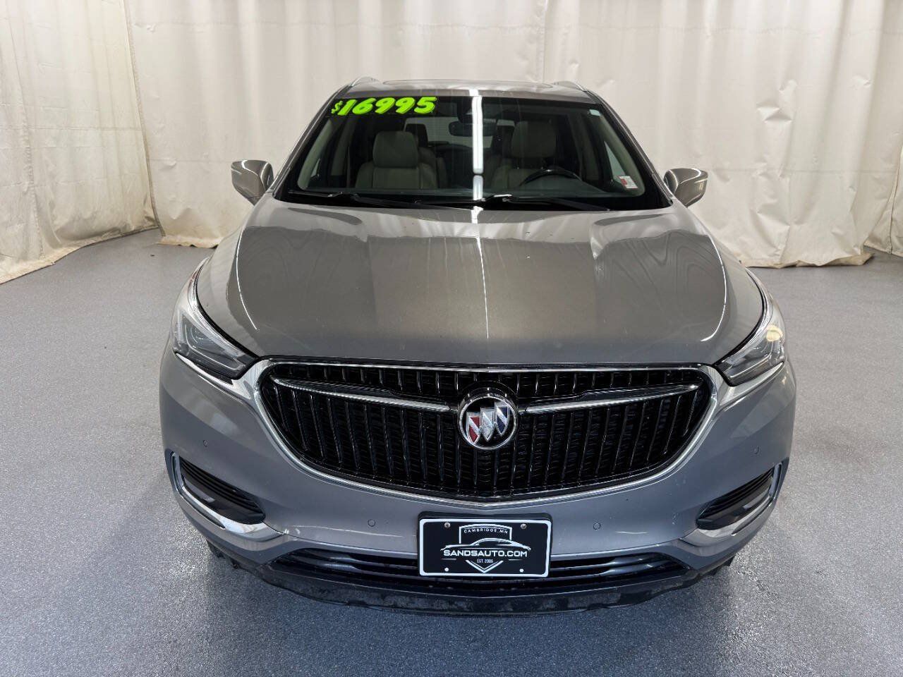 Used 2018 Buick Enclave Premium w/ Experience Buick Package AWD/4WD image 2