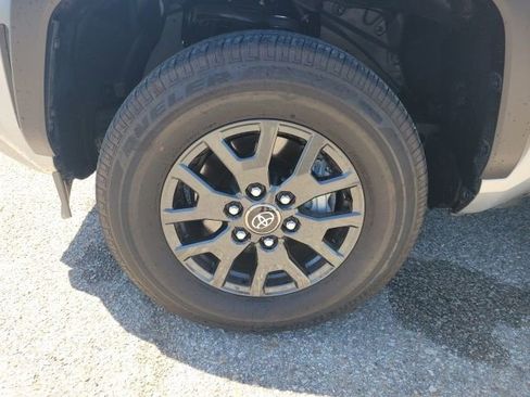 Used 2025 Toyota 4Runner SR5 image 26