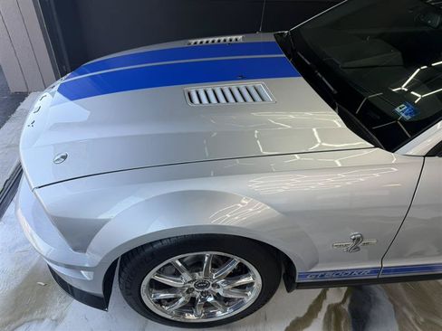 Used 2008 Ford Mustang Shelby GT500 RWD image 5