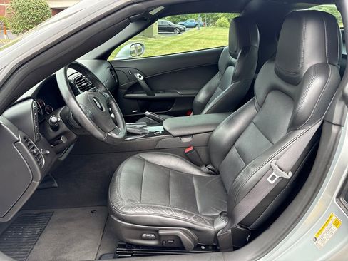 Used 2013 Chevrolet Corvette Grand Sport w/ 3LT Preferred Equipment Group RWD image 13