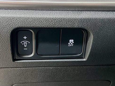 New 2026 Kia Sorento LX FWD image 10