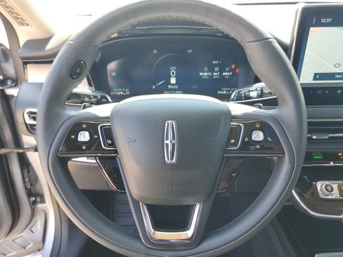 Certified 2023 Lincoln Corsair Reserve w/ Equipment Group 201A AWD/4WD image 14