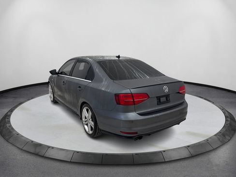 Used 2017 Volkswagen Jetta GLI FWD image 7